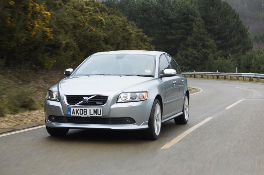  Volvo S40 2008 года  (фото 75 из 105)